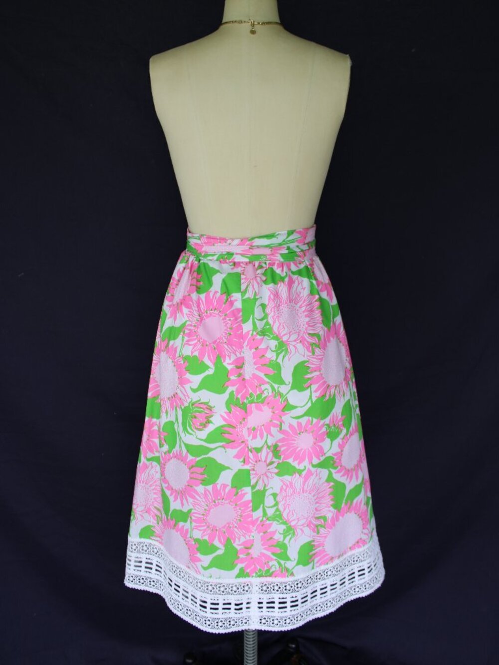 The Lilly Pulitzer vintage midi crochet lace dress skirt sunflowers pink green - Picture 8 of 10